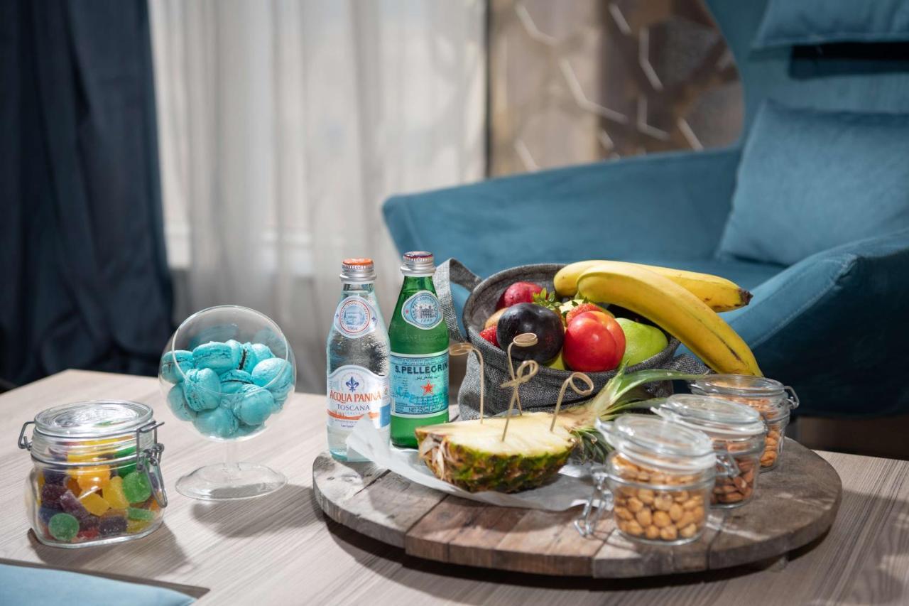 Radisson Blu Hotel, Jeddah Corniche Eksteriør bilde A fruit basket