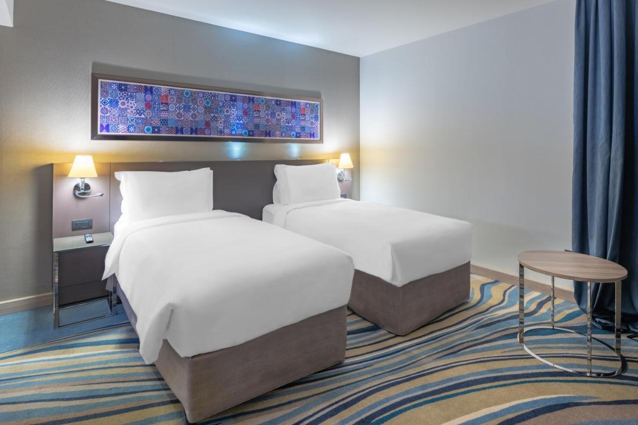 Radisson Blu Hotel, Jeddah Corniche Eksteriør bilde A room at the hotel